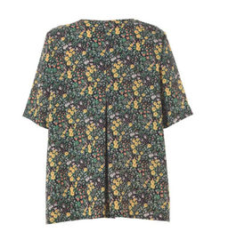 Women's Viscose Floral Half-Sleeve Top With Round Neck In Spring Or Summer